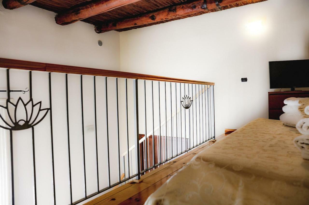 Spicchi Di Sole Bed & Breakfast Napoli Exterior foto