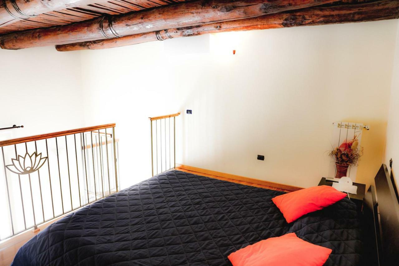 Spicchi Di Sole Bed & Breakfast Napoli Exterior foto